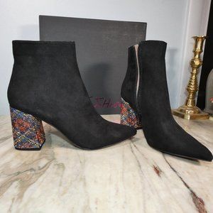 NiB SPARKLING Heels! Fun! Fabulous! Betsey Johnson Kassie Fashion Boot 8 Black